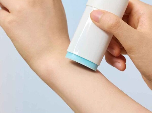 Hyalu-Cica Silky-Fit Sun Stick